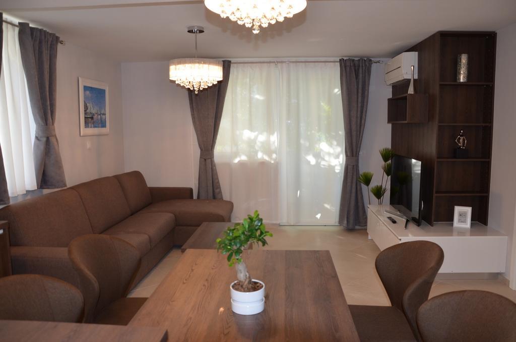 Apartments Mango Baška Eksteriør bilde