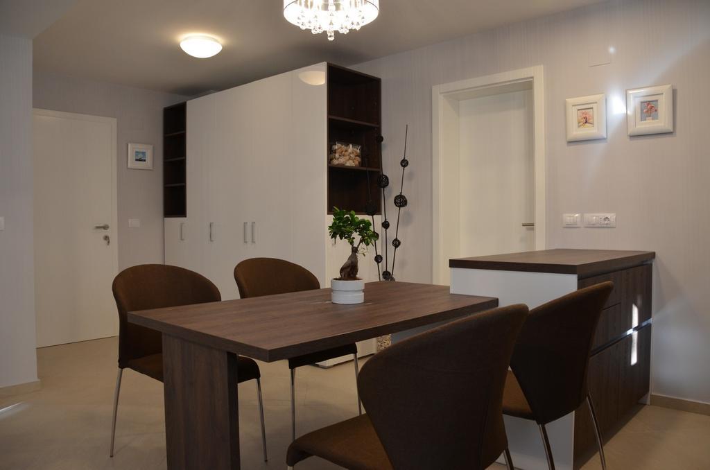 Apartments Mango Baška Eksteriør bilde